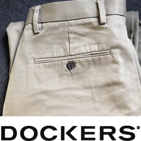 Dockers Other - Dockers Signature Khaki